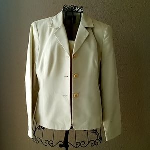 Ann taylor, light green, size 6, 3 piece skirt suit